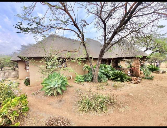 2 BEDROOM HOUSE FOR SALE IN MYNGENOEGEN AH